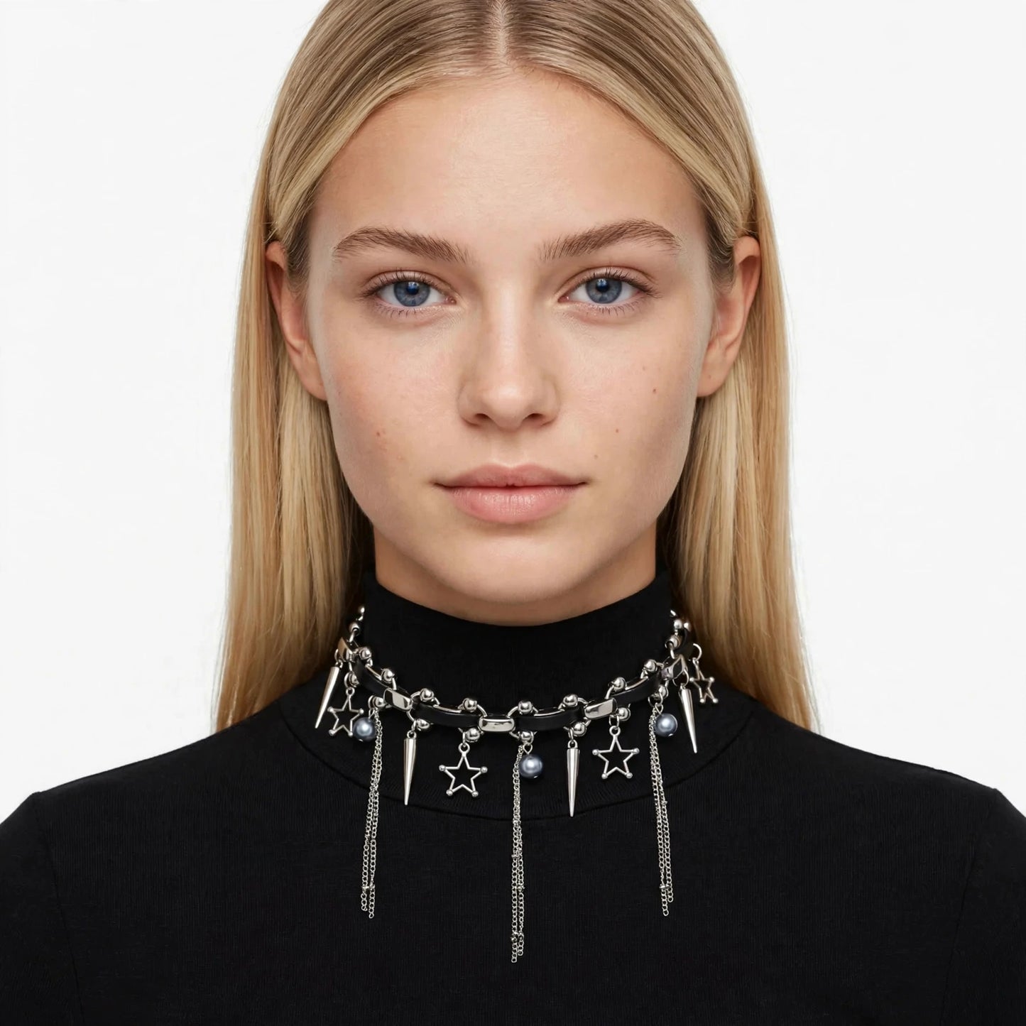 Statement Choker mit Stern-, Spike- und Quastenanhängern